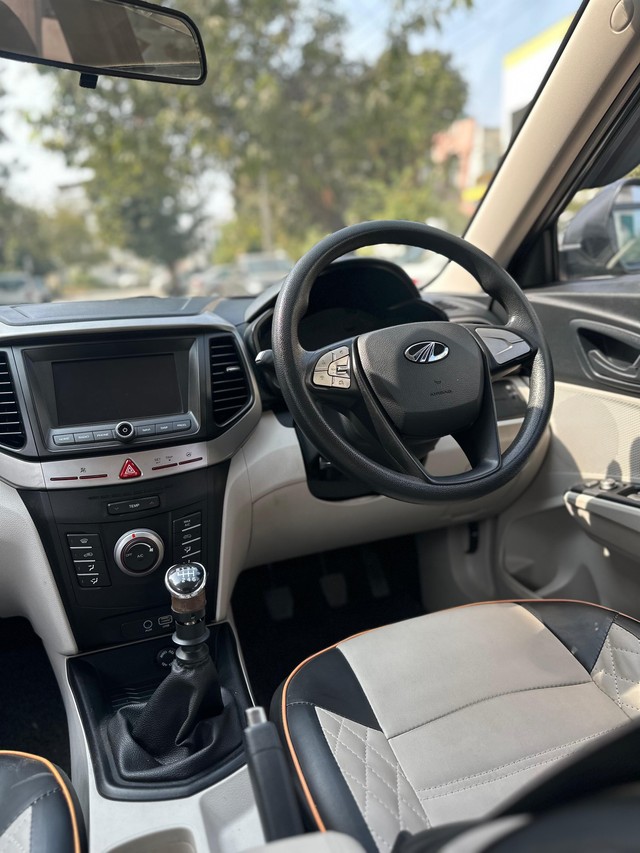 Second-hand 2019 Mahindra XUV300 W6 BSIV for sale in Nagpur-13