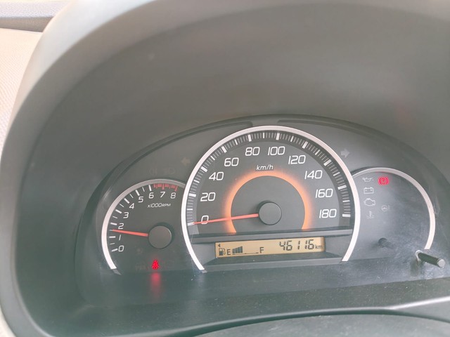 Second-hand 2012 Honda Brio V MT for sale in Jabalpur-2