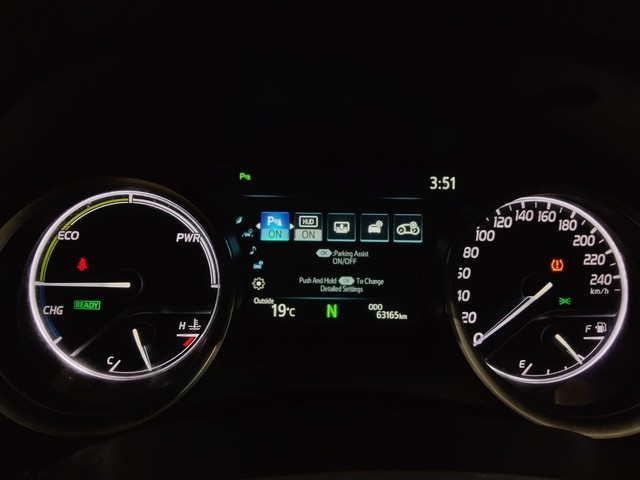 Second-hand 2021 Toyota Camry Hybrid 2.5 for sale in New Delhi-14