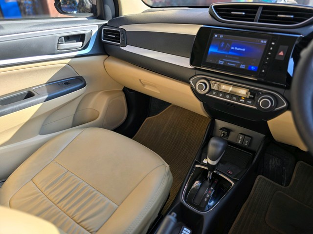 Second-hand 2023 Honda Amaze 2nd Gen VX CVT for sale in Kolkata-15