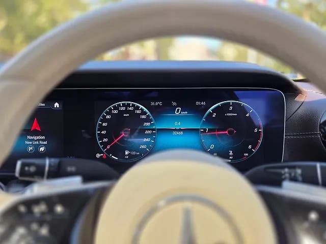 Second-hand 2022 Mercedes-Benz E-Class Exclusive E 220d BSVI for sale in Mumbai-8