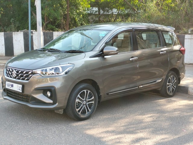 Second-hand 2024 Maruti Suzuki Ertiga VXi (O) CNG for sale in New Delhi-8