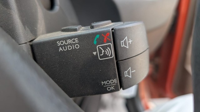 Second-hand 2016 Renault Duster 85PS Diesel RxZ for sale in Kalyan-16