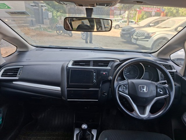 Second-hand 2019 Honda WR-V i-DTEC VX for sale in Jaipur-13