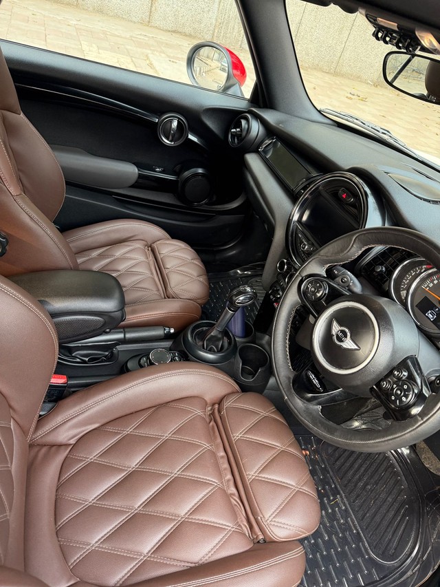 Second-hand 2017 Mini Cooper Convertible S for sale in New Delhi-8