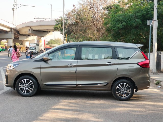 Second-hand 2024 Maruti Suzuki Ertiga VXi (O) CNG for sale in New Delhi-14