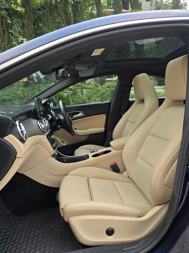 Second-hand 2018 Mercedes-Benz CLA 200 CDI Sport for sale in Bangalore-11