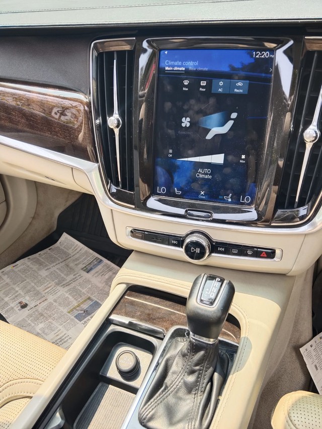 Volvo S90 D4 Inscription BSIV Second-hand 2017 Volvo S90 D4 Inscription BSIV for sale in Chennai-10