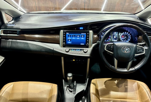 Second-hand 2021 Toyota Innova Crysta 2.4 ZX 7 STR for sale in Madurai-10