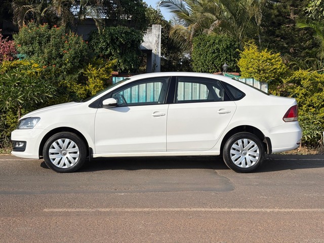 Second-hand 2015 Volkswagen Vento 1.5 TDI Comfortline for sale in Kolhapur-3
