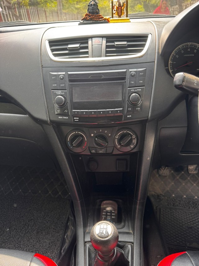 Second-hand 2017 Maruti Suzuki Swift VXI Optional for sale in Jaipur-7