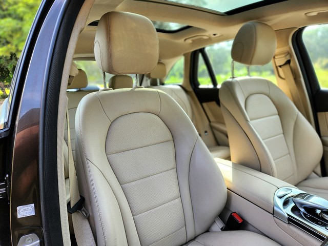 Second-hand 2016 Mercedes-Benz GLC 220d 4MATIC Sport for sale in New Delhi-15