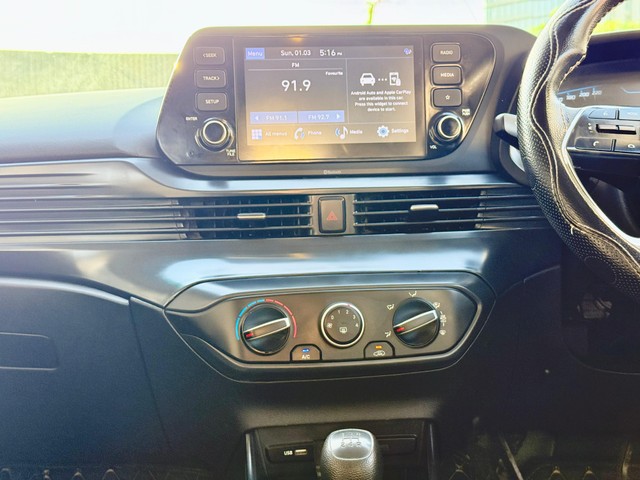 Second-hand 2022 Hyundai i20 Sportz BSVI for sale in Surat-13