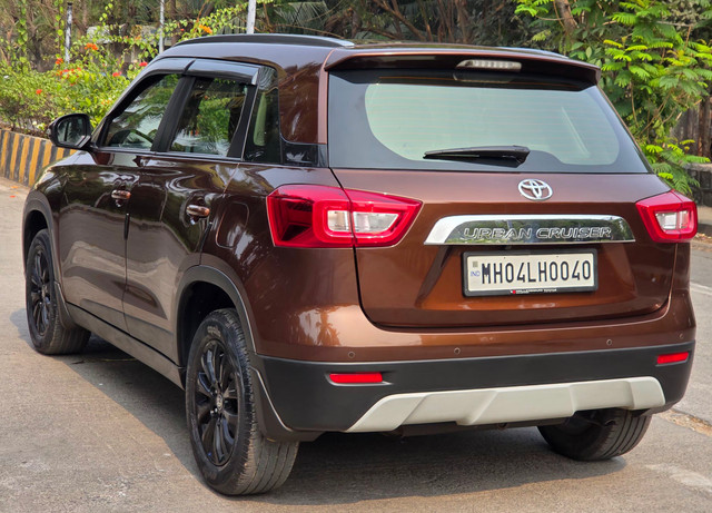 Second-hand 2022 Toyota Urban Cruiser EBELLA High for sale in Mumbai-7