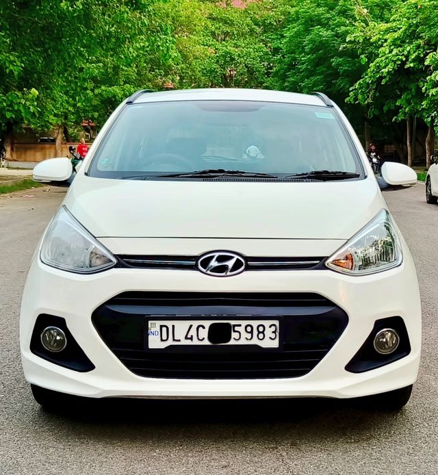Hyundai Grand i10 Asta Option Second-hand 2016 Hyundai Grand i10 Asta Option for sale in New Delhi