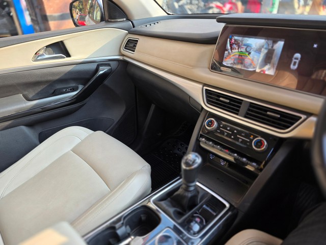 Second-hand 2024 Mahindra XUV700 AX7L 7Str Diesel for sale in Kolkata-12