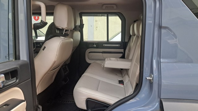 Second-hand 2025 Mahindra Thar ROXX MX5 RWD Diesel for sale in Jabalpur-7