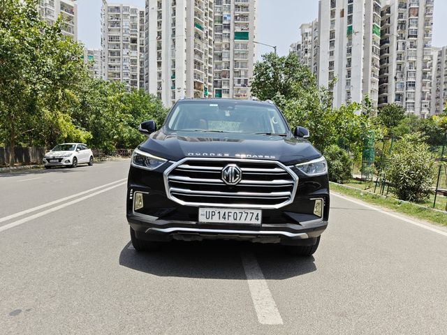 MG Gloster Savvy 4x4 6Str Second-hand 2023 MG Gloster Savvy 4x4 6Str for sale in Noida