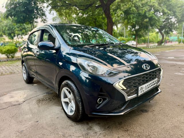 Hyundai Aura एस सीएनजी Second-hand 2022 Hyundai Aura एस सीएनजी for sale in New Delhi