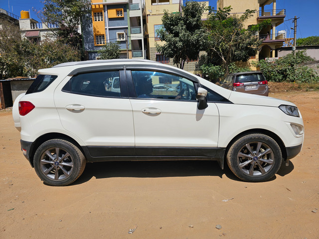 Second-hand 2020 Ford Ecosport 1.5 Diesel Titanium for sale in Bangalore-1