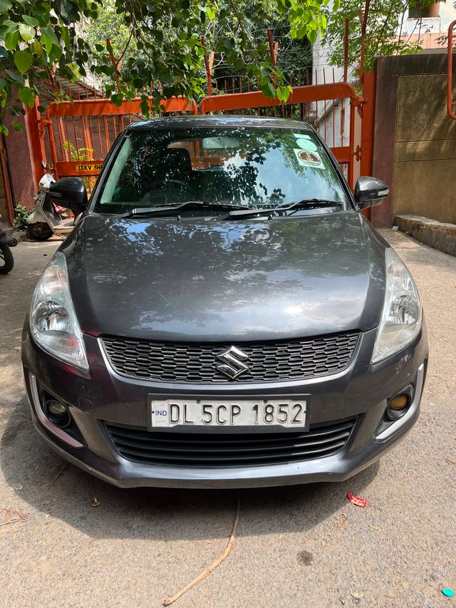 Maruti Suzuki Swift वीएक्सआई Second-hand 2017 Maruti Suzuki Swift वीएक्सआई for sale in New Delhi