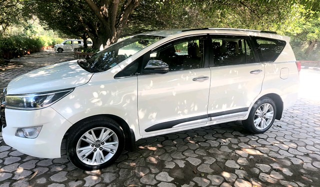 Toyota Innova Crysta 2.8 ZX AT BSIV Second-hand 2017 Toyota Innova Crysta 2.8 ZX AT BSIV for sale in New Delhi-5