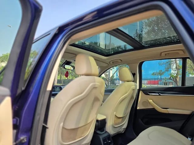 Second-hand 2018 BMW X1 sDrive 20d xLine for sale in Mumbai-11