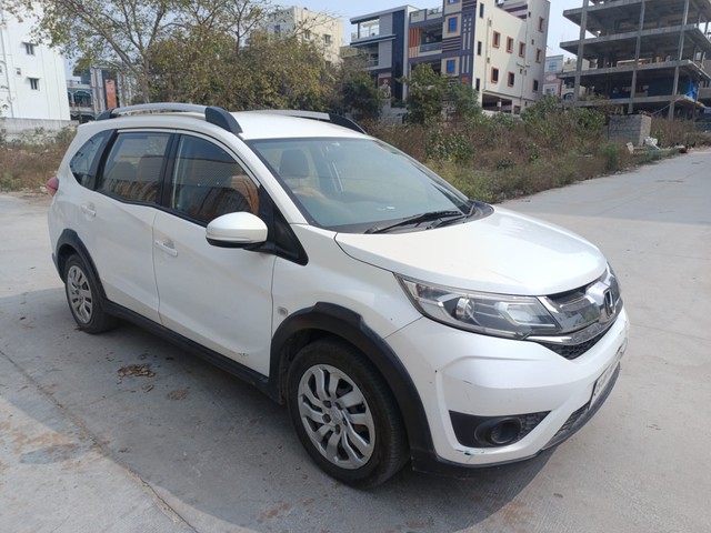 Second-hand 2018 Honda BR-V i-DTEC S MT for sale in Hyderabad-13