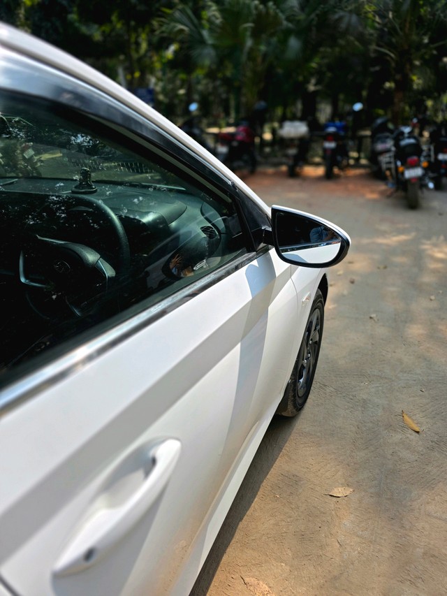 Second-hand 2023 Hyundai i20 Magna for sale in New Delhi-13