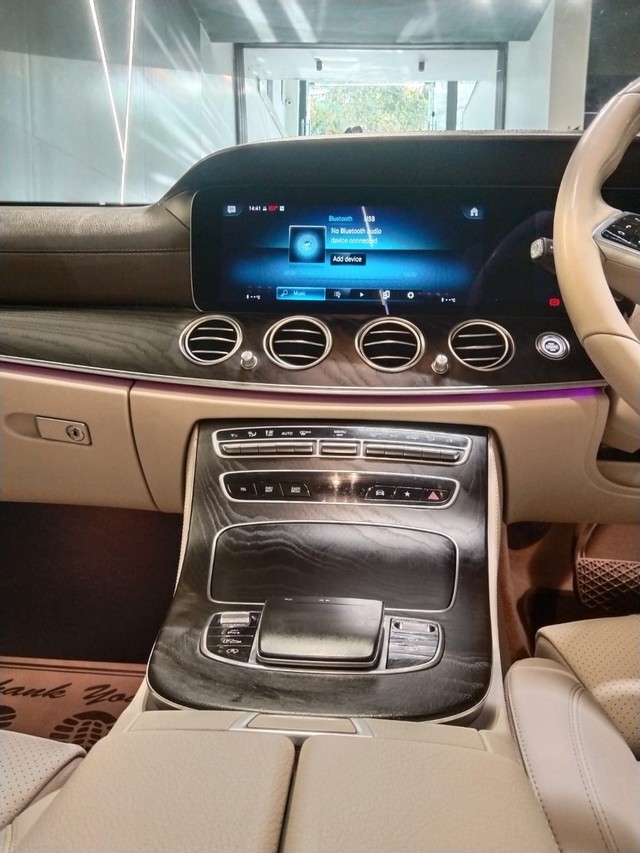 Second-hand 2022 Mercedes-Benz E-Class Exclusive E 220d BSVI for sale in New Delhi-14