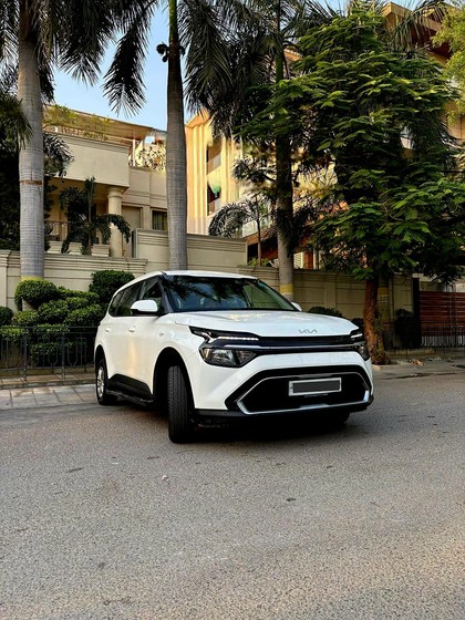 2022 Kia Carens Premium BSVI