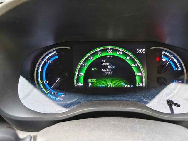 Second-hand 2025 Toyota Innova Hycross VX 7STR Hybrid for sale in Mumbai-13