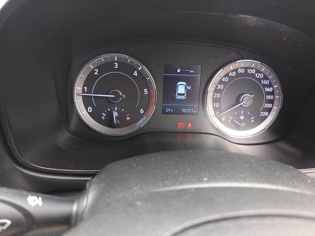 Second-hand 2021 Hyundai Venue SX Opt Executive Diesel for sale in Hyderabad-13