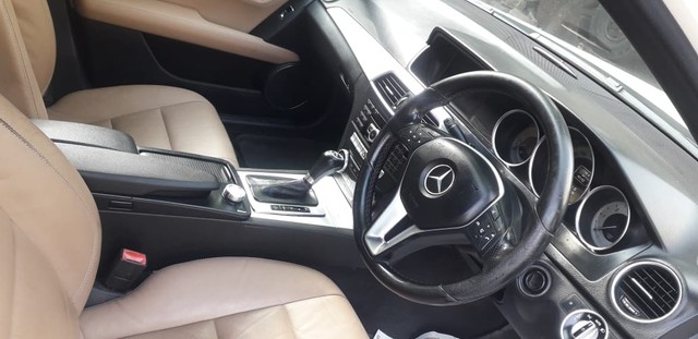 Second-hand 2012 Mercedes-Benz C-Class C 250 CDI Avantgarde for sale in Thane-9
