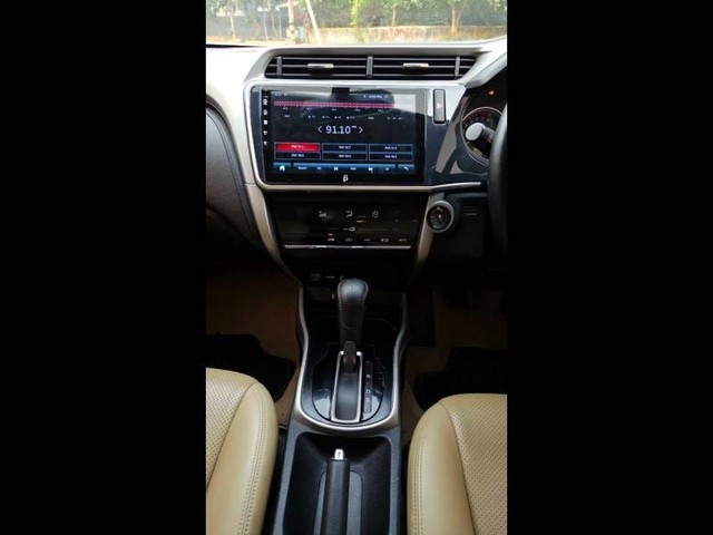 Second-hand 2018 Honda City i-VTEC CVT VX for sale in New Delhi-6