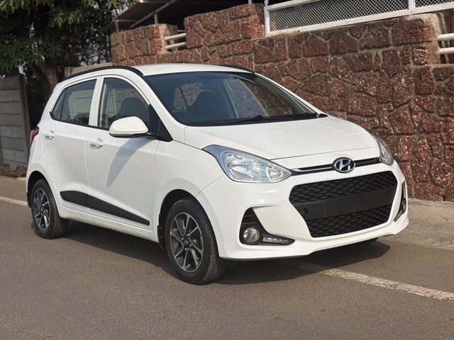 Hyundai i10 Sportz 1.1L Second-hand 2017 Hyundai i10 Sportz 1.1L for sale in Kolhapur-0