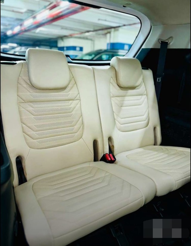 Kia Carens Luxury Plus Turbo DCT 2022-2023 Second-hand 2022 Kia Carens Luxury Plus Turbo DCT 2022-2023 for sale in Chennai-3