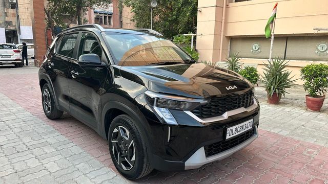Kia Sonet एचटीके (ओ) टर्बो आईएमटी Second-hand 2025 Kia Sonet एचटीके (ओ) टर्बो आईएमटी for sale in New Delhi