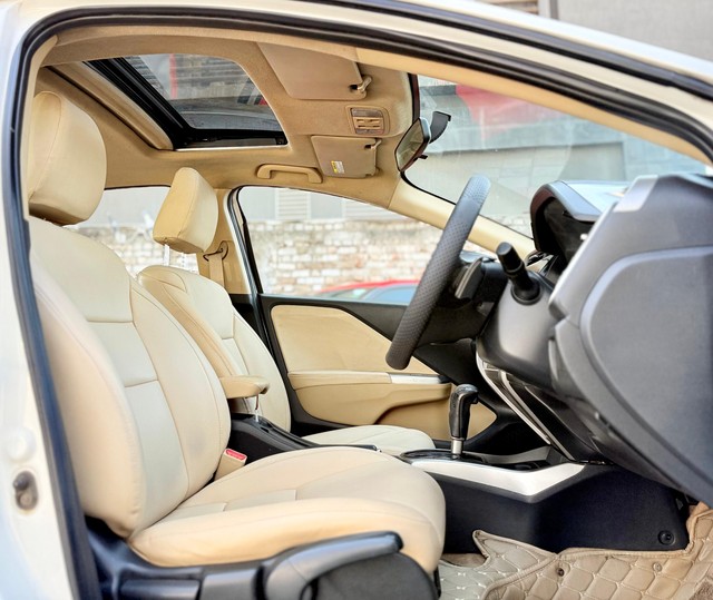 Second-hand 2015 Honda City i VTEC CVT VX for sale in Surat-3