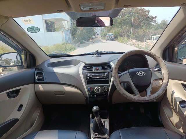 Hyundai EON Era Plus Option Second-hand 2017 Hyundai EON Era Plus Option for sale in Hyderabad-11