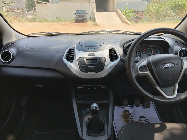 Second-hand 2017 Ford Figo 1.5 Sports Edition MT for sale in Bangalore-5