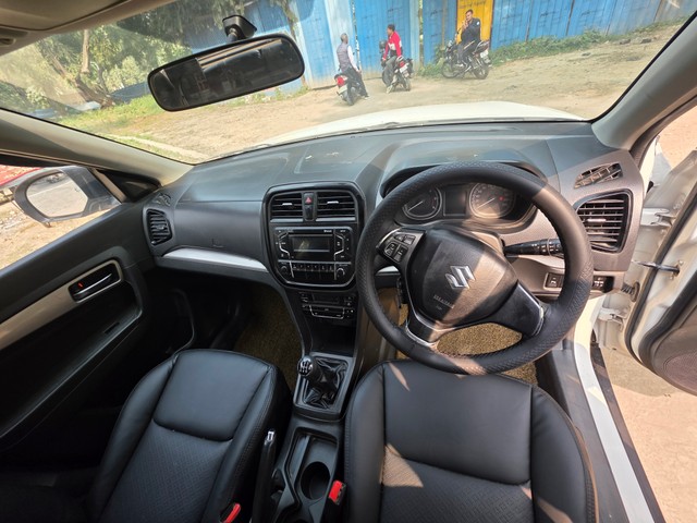 Second-hand 2017 Maruti Vitara Brezza ZDi for sale in Allahabad-6