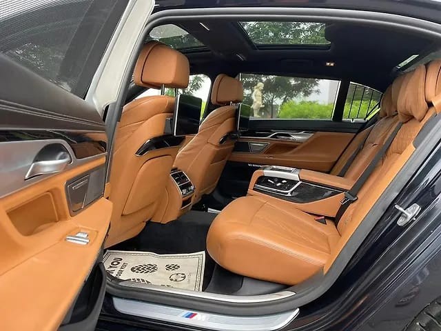 Second-hand 2017 BMW 7 Series 730Ld M Sport for sale in Mumbai-11