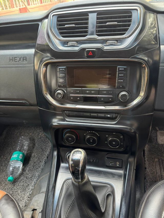 Second-hand 2018 Tata Hexa XE for sale in Jaipur-10