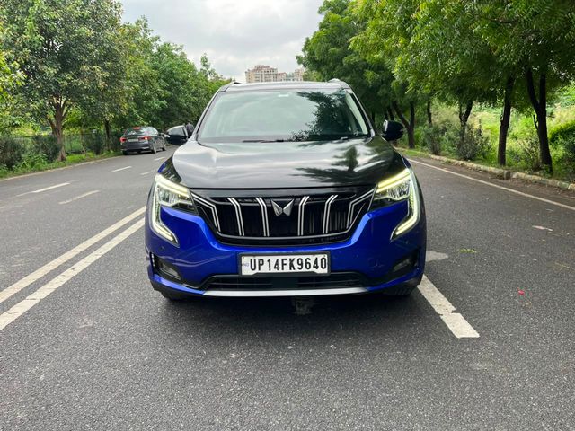 Mahindra XUV700 AX5 5Str AT Second-hand 2023 Mahindra XUV700 AX5 5Str AT for sale in Noida
