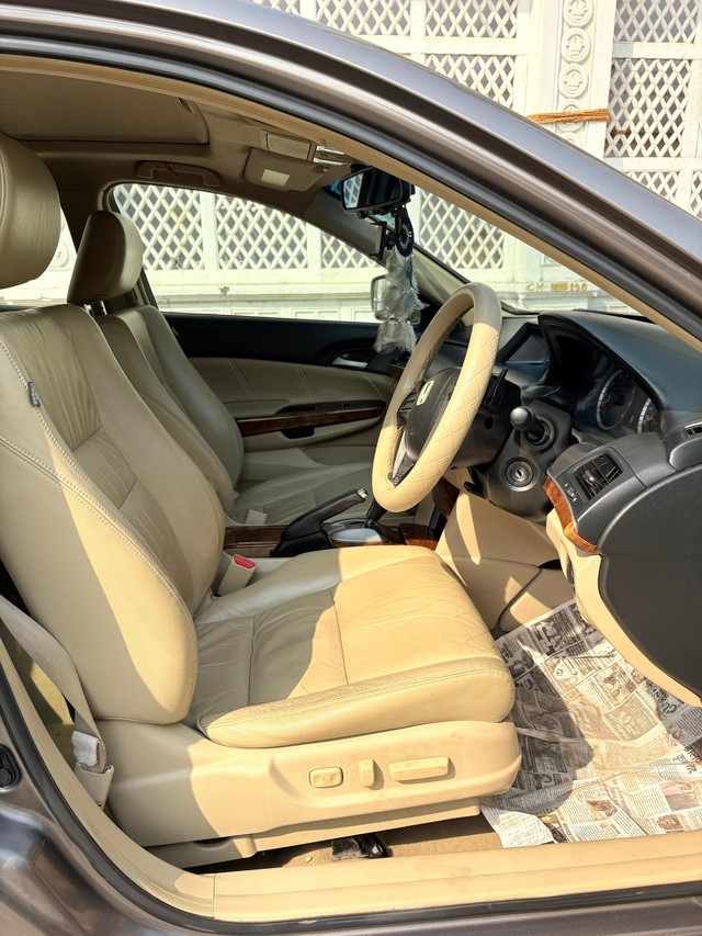 Honda New Accord 2.4 A/T Second-hand 2012 Honda New Accord 2.4 A/T for sale in Mumbai-10