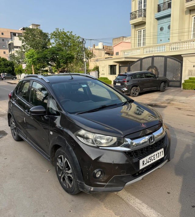 Honda WR-V i-DTEC एस रेनफोर्स्ड Second-hand 2018 Honda WR-V i-DTEC एस रेनफोर्स्ड for sale in Jaipur