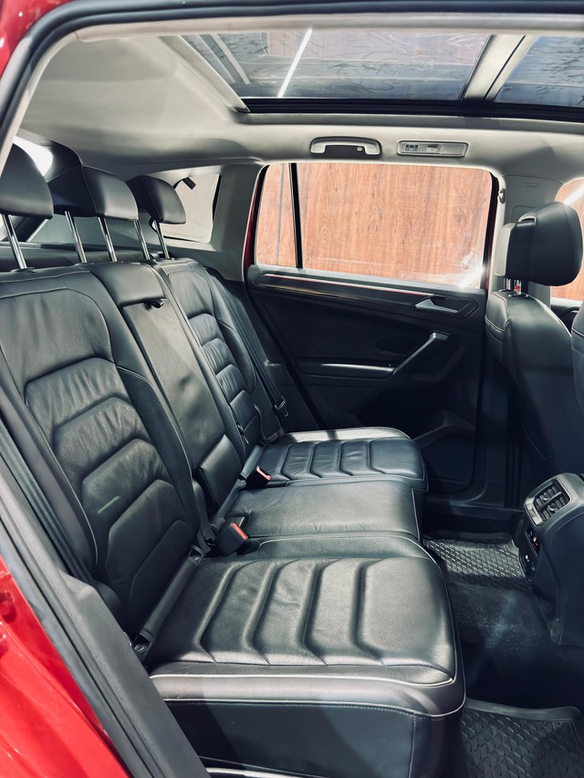 Second-hand 2022 Volkswagen Tiguan 2.0 TSI Elegance BSVI for sale in Madurai-12