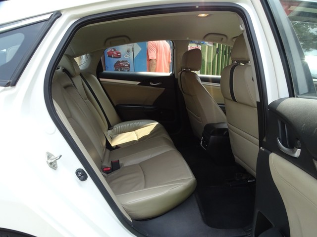 Honda Civic VX Second-hand 2019 Honda Civic VX for sale in Kolkata-10