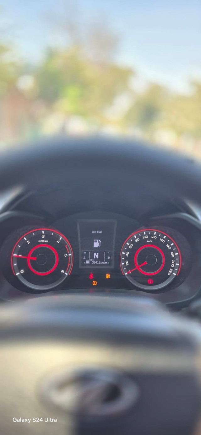 Second-hand 2020 Mahindra XUV300 W8 Option Diesel BSVI for sale in Allahabad-9